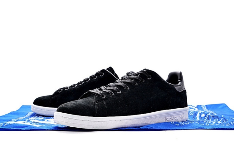 Adidas Originals Stan Smith Black White