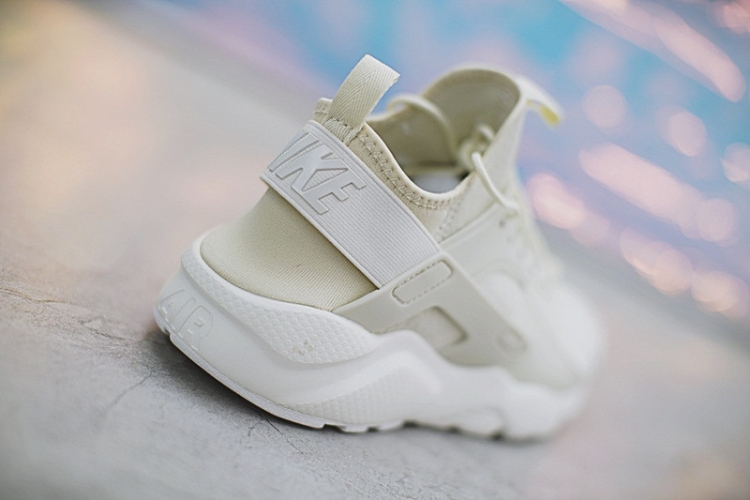 NIKE AIR HUARACHE RUN ULTRA ID 829669-665