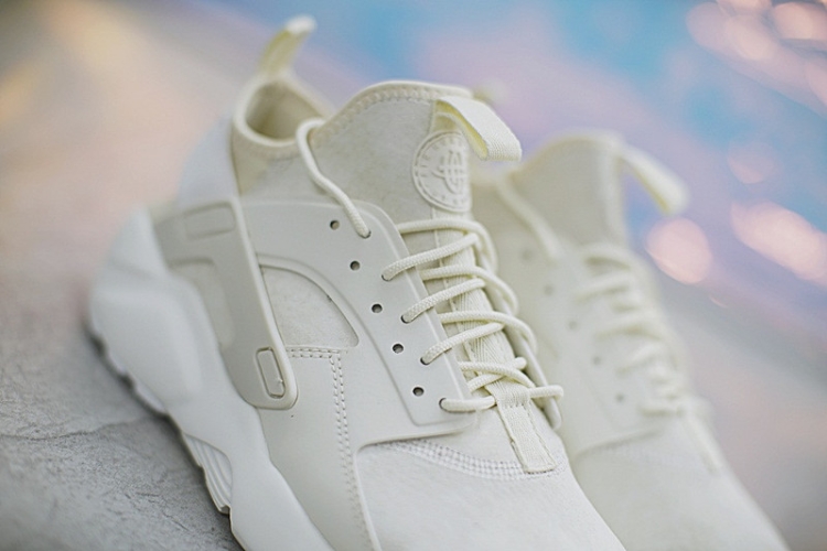 NIKE AIR HUARACHE RUN ULTRA ID 829669-665