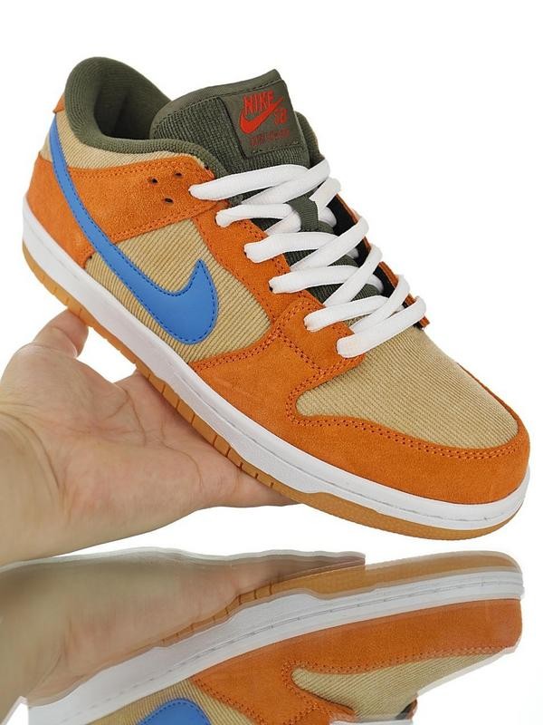 Nike SB Dunk Low