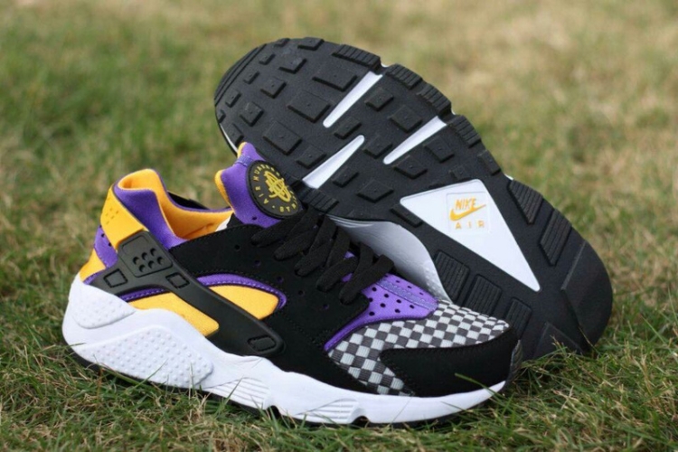 Nike Air Huarache LE