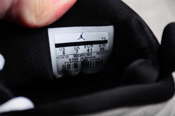 Nike Air Jordan 8 &quot;Bugs Bunny&quot; 305381-103 