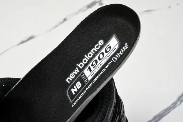 New Balance 1906 M1906RBB 