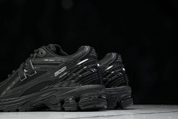  New Balance 1906 M1906RBB