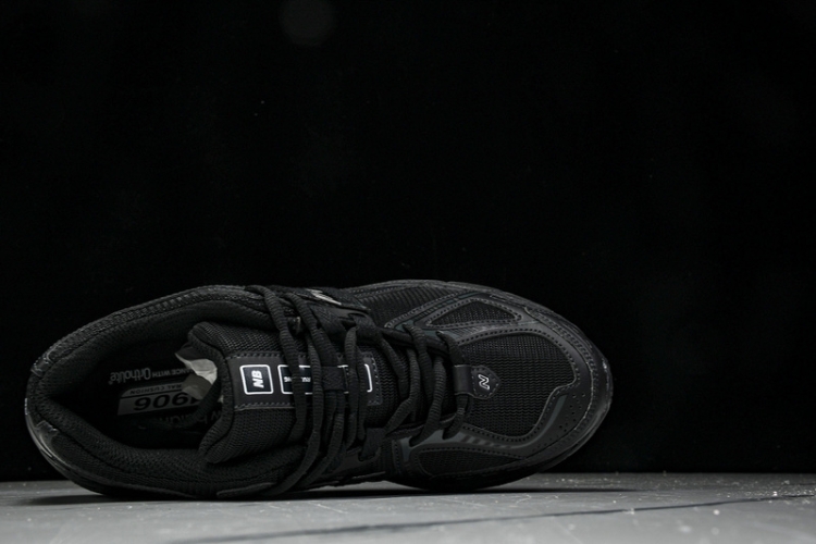  New Balance 1906 M1906RBB