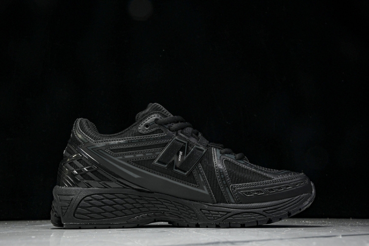  New Balance 1906 M1906RBB