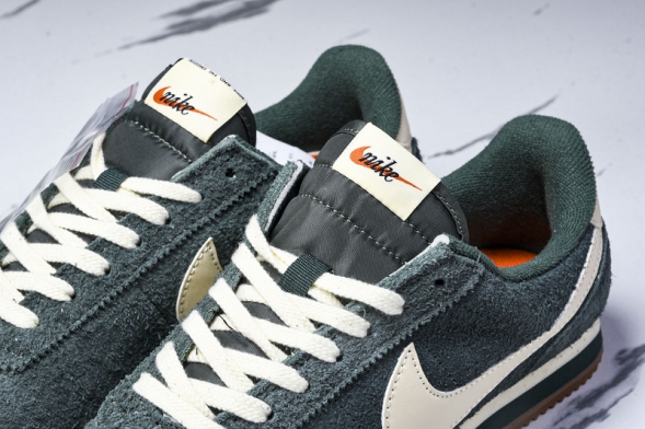 Nike Cortez Classic FJ2530-301 