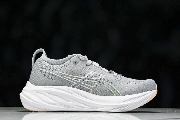 Asics Gel-Nimbus 26 1012B601-020