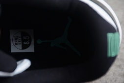 Nike Air Jordan 11 Low Easter 528895-145