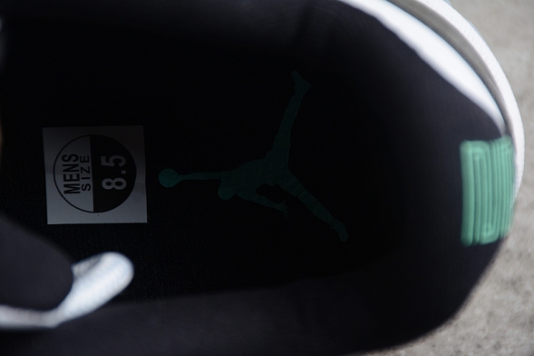 Nike Air Jordan 11 Low Easter 528895-145 