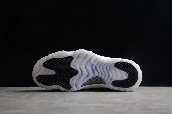 Nike Air Jordan 11 Low Easter 528895-145 