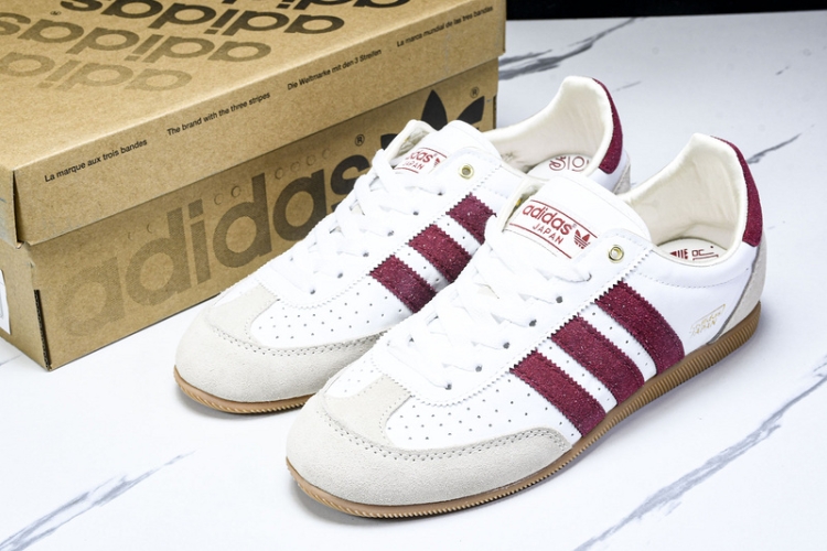 Adidas Japan JRO557