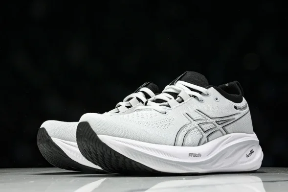 Asics Gel-Nimbus 26 1011B794-020 