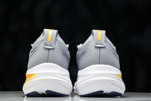 Asics Gel-Nimbus 26 1011B794-020 