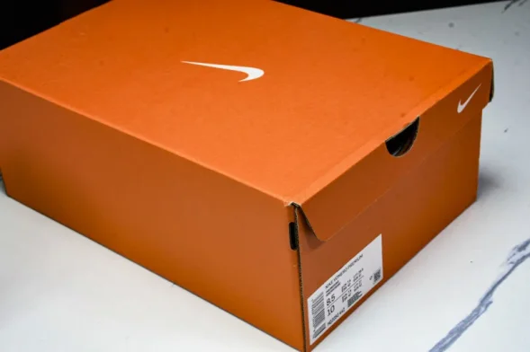 Nike Air Zoom Vomero Premium HQ2050-442 