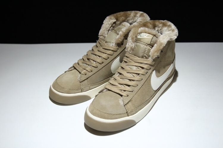 Nike blazer camel on sale