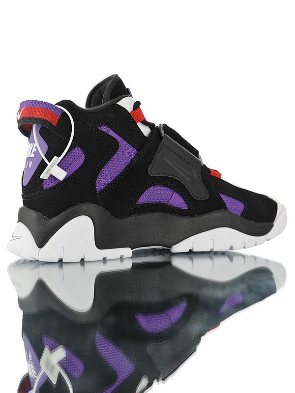 Nike Air Barrage Mid QS