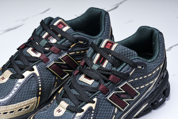  New Balance 1906 M1906RKS