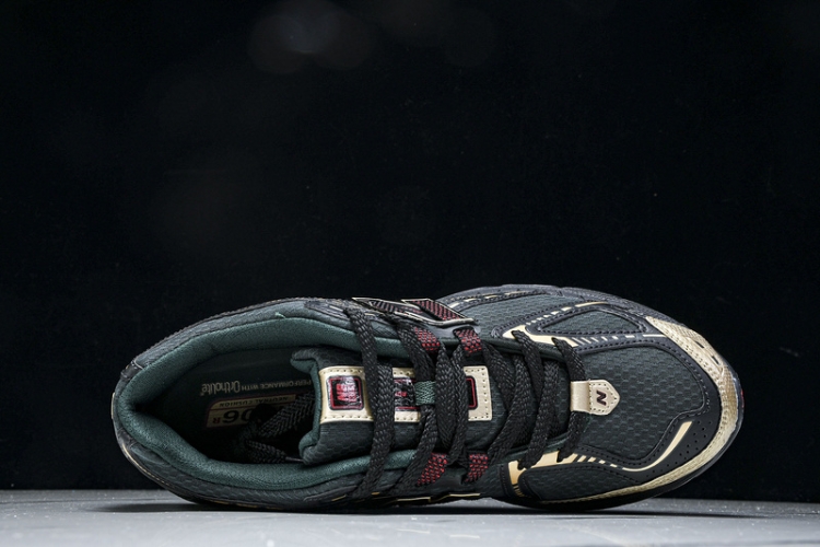  New Balance 1906 M1906RKS