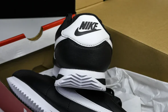 Nike Cortez Classic DM4044-001 