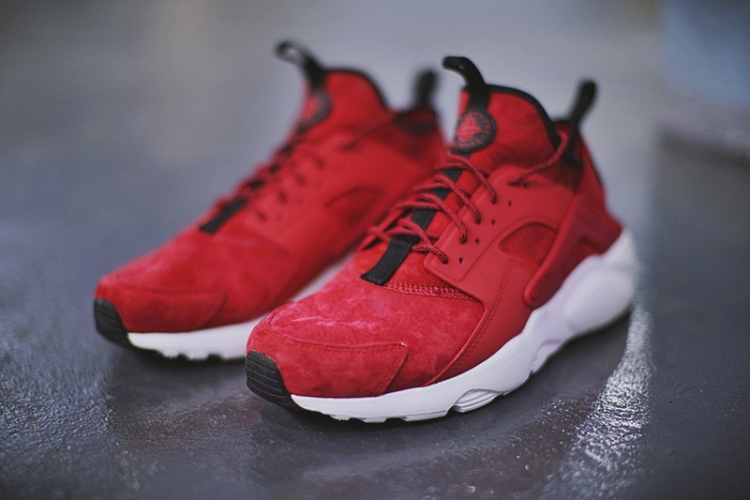 NIKE AIR HUARACHE RUN ULTRA 829669-666