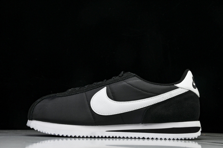  Nike Cortez Classic HF0263 001