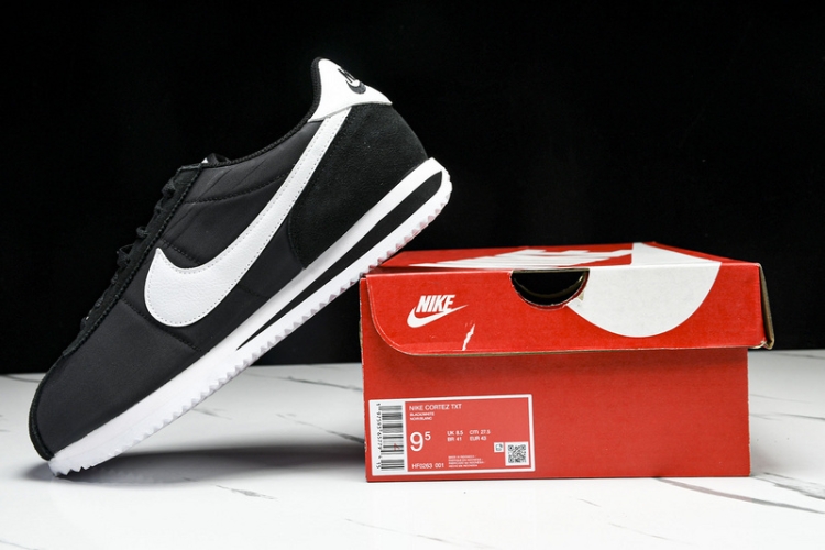  Nike Cortez Classic HF0263 001