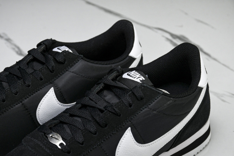  Nike Cortez Classic HF0263 001