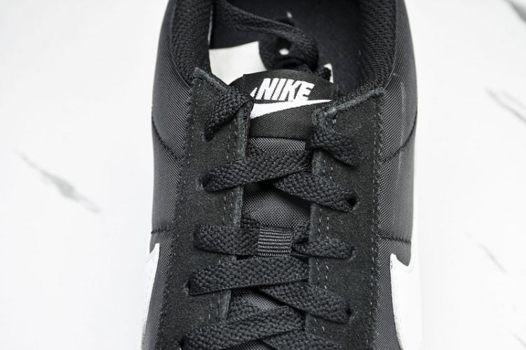  Nike Cortez Classic HF0263 001