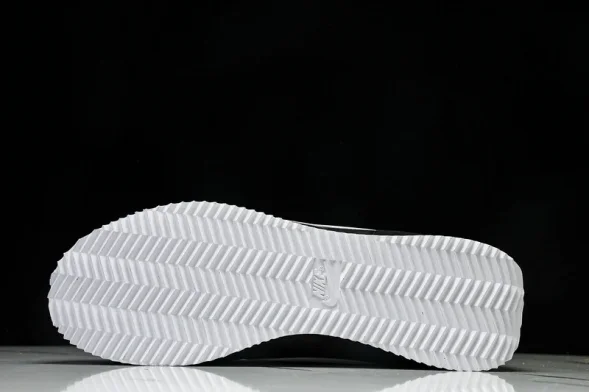 Nike Cortez Classic HF0263 001 