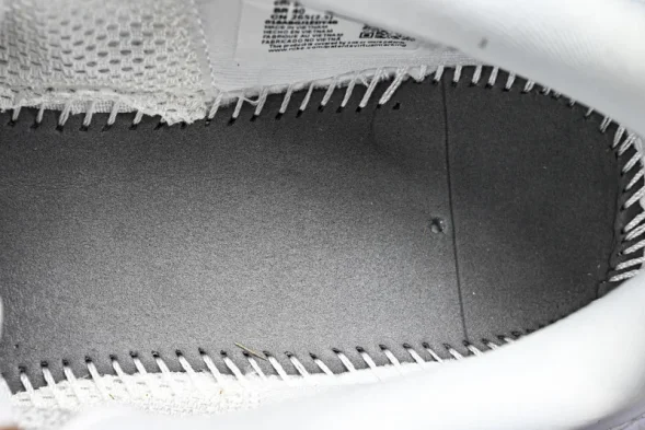 Nike Air Zoom Vomero Premium HQ2050-566 