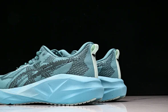 Asics Novablast 5 1011B974-401 