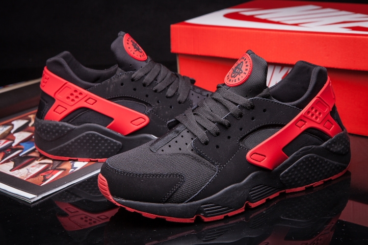 Nike Air Huarache LE Black Gym Red