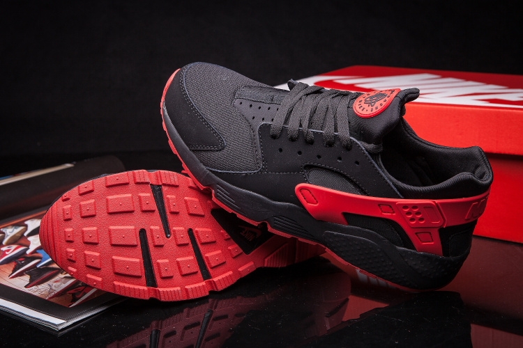 Nike Air Huarache LE Black Gym Red