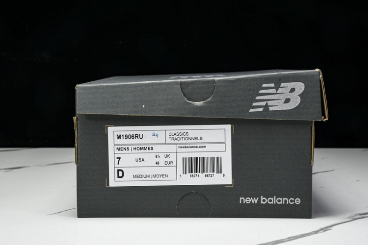  New Balance 1906 M1906RU
