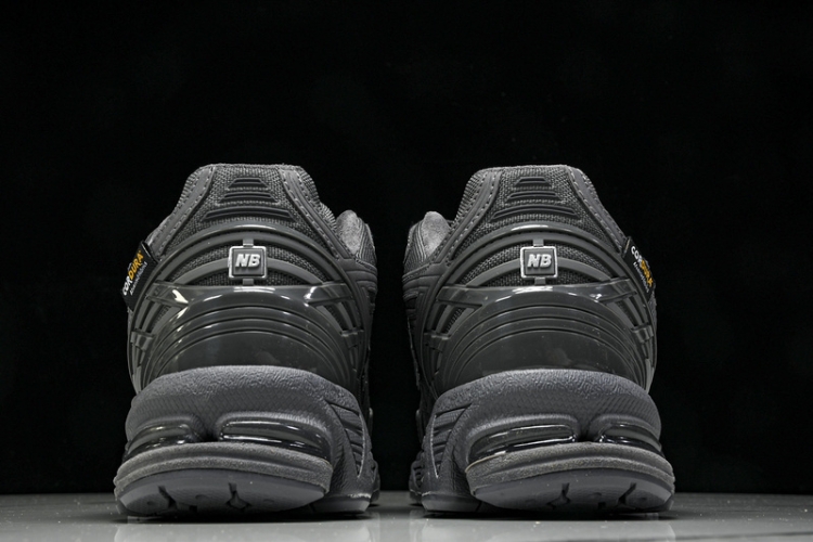  New Balance 1906 M1906RU