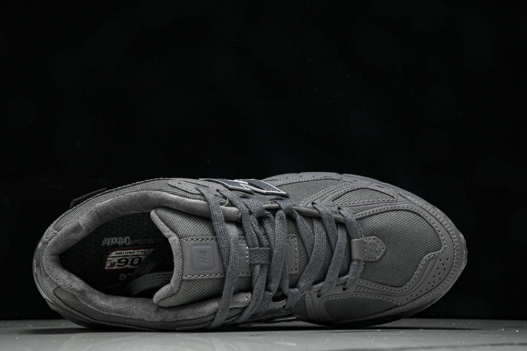  New Balance 1906 M1906RU