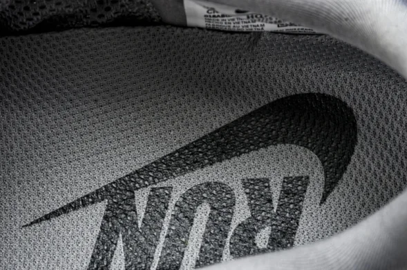 Nike Air Zoom Vomero Premium HQ2050 755 
