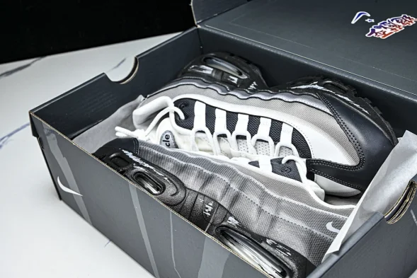 Nike Air Max 95 II7404-100 