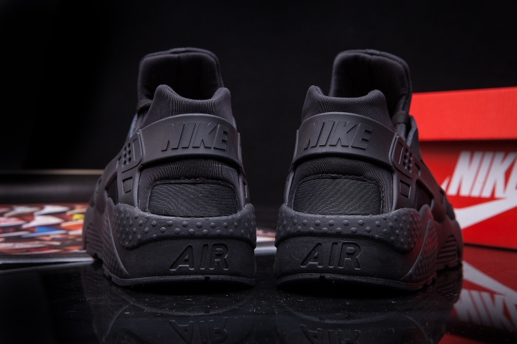 Nike Air Huarache LE All Black