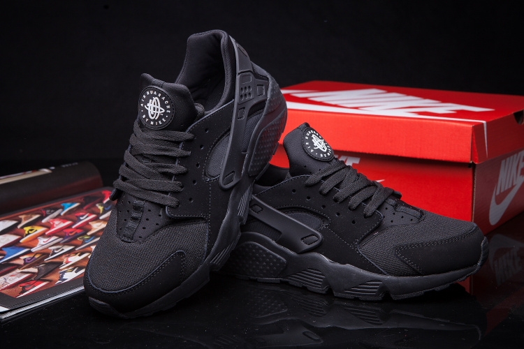 Nike Air Huarache LE All Black