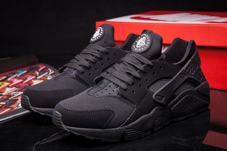 Nike Air Huarache LE All Black