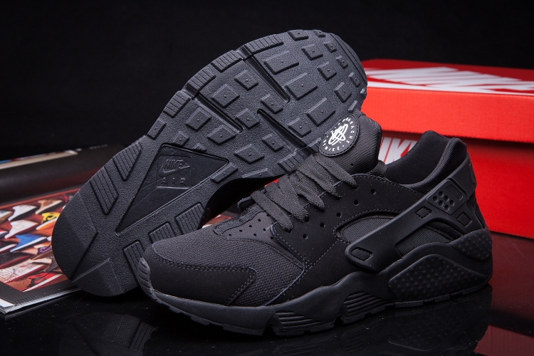 Nike Air Huarache LE All Black