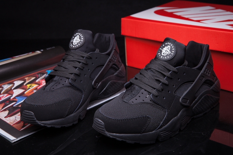 Nike Air Huarache LE All Black