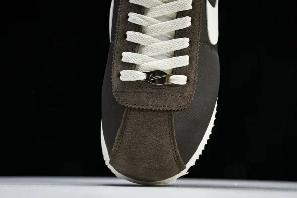 Nike Cortez Classic DZ2795-200 