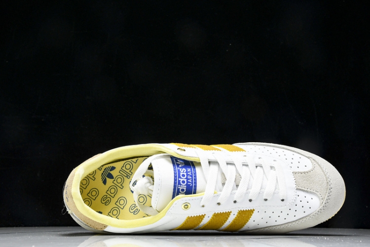Adidas Japan IG2011