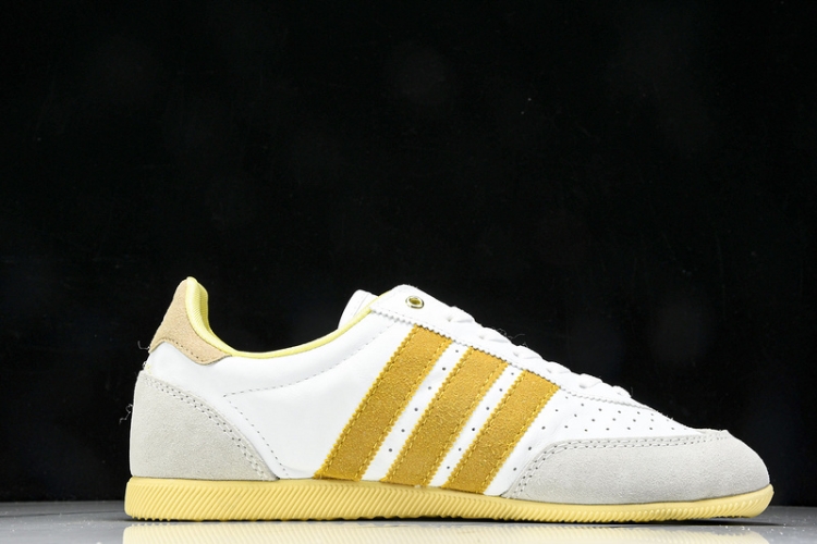 Adidas Japan IG2011