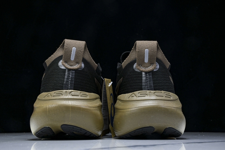 Asics Gel-Nimbus 27 1011C095-001