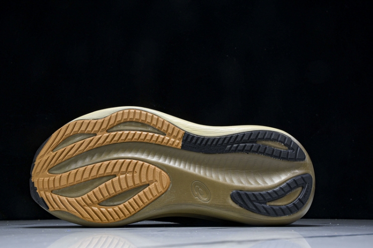 Asics Gel-Nimbus 27 1011C095-001