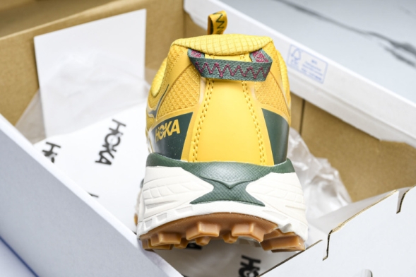 Hoka Mafate Three 2 1141572 GLW  